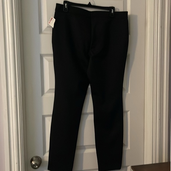 Pull on pants comfy and stylish - Picture 2 of 4